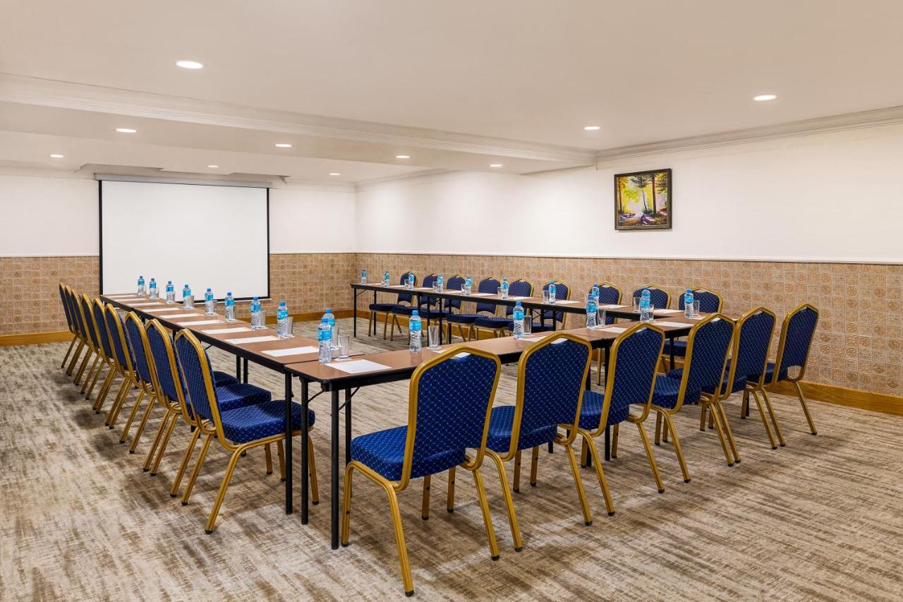 Wyndham מלון 5*